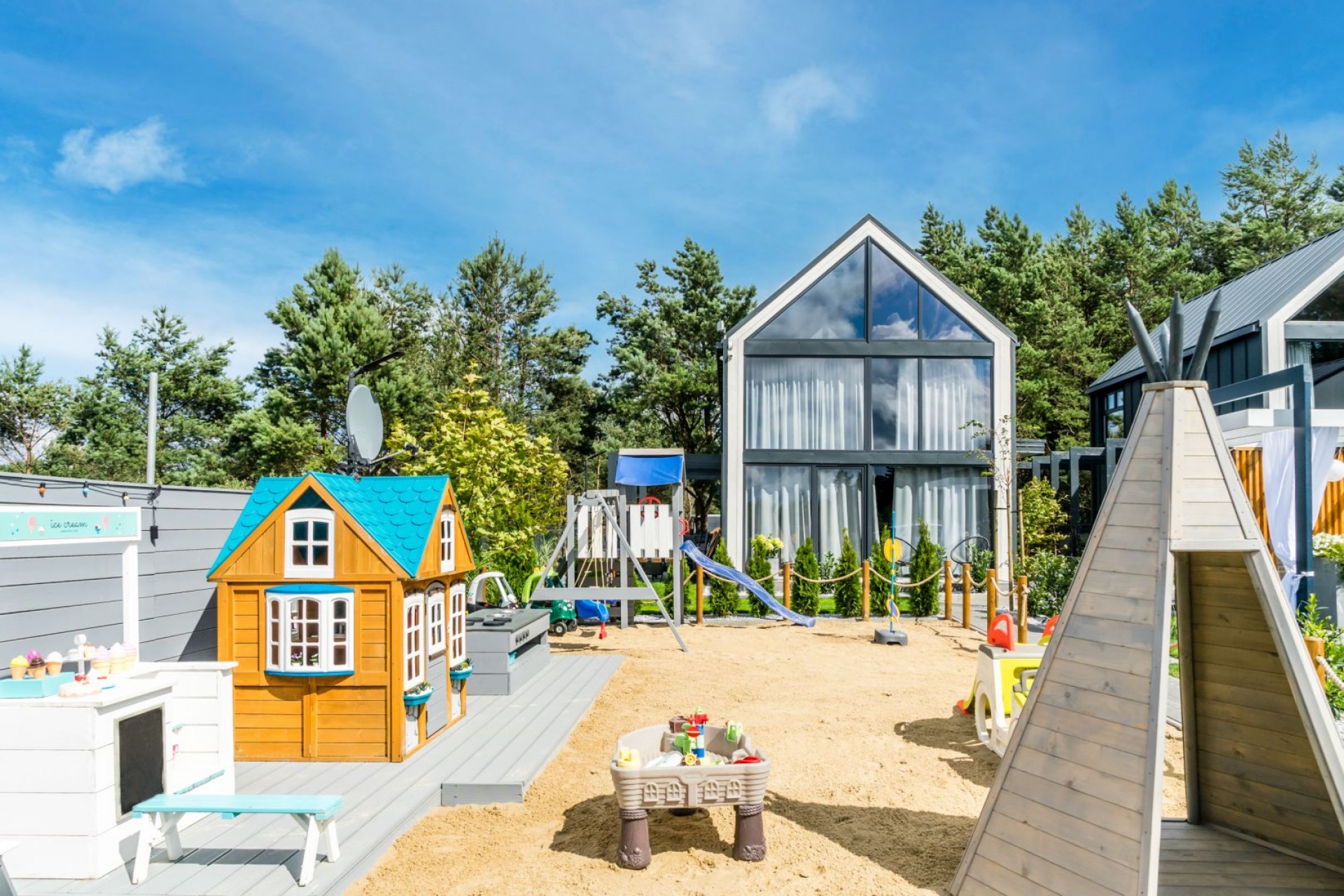 Domki Apartamentowe PRZYPŁYWY I ODPŁYWY