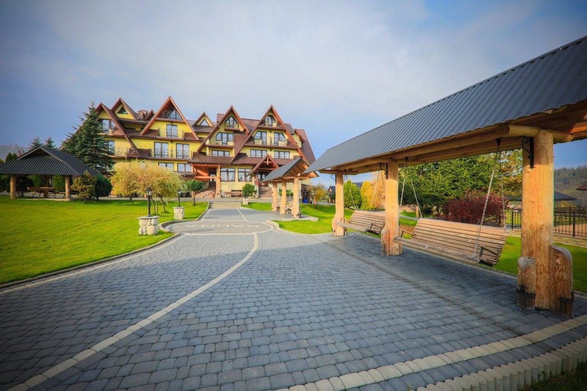 Folk Resort