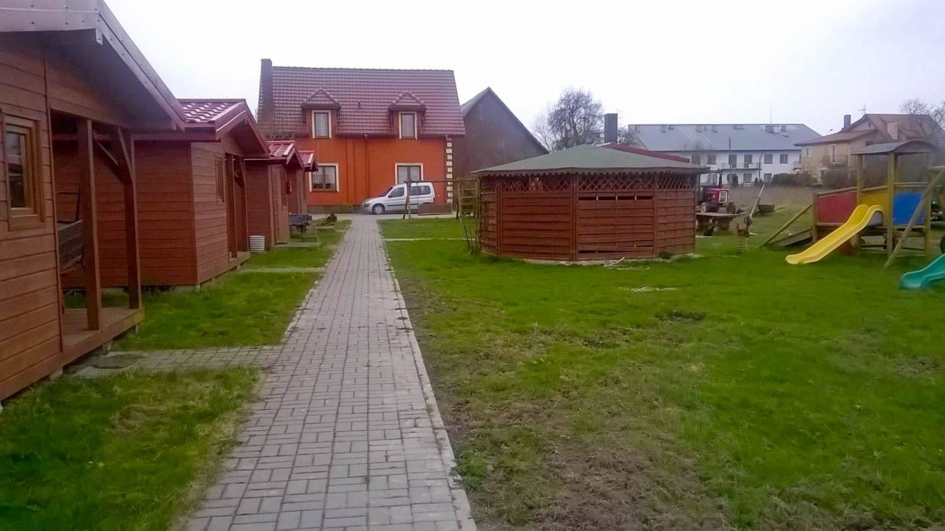 Domki POD STARĄ CHATĄ