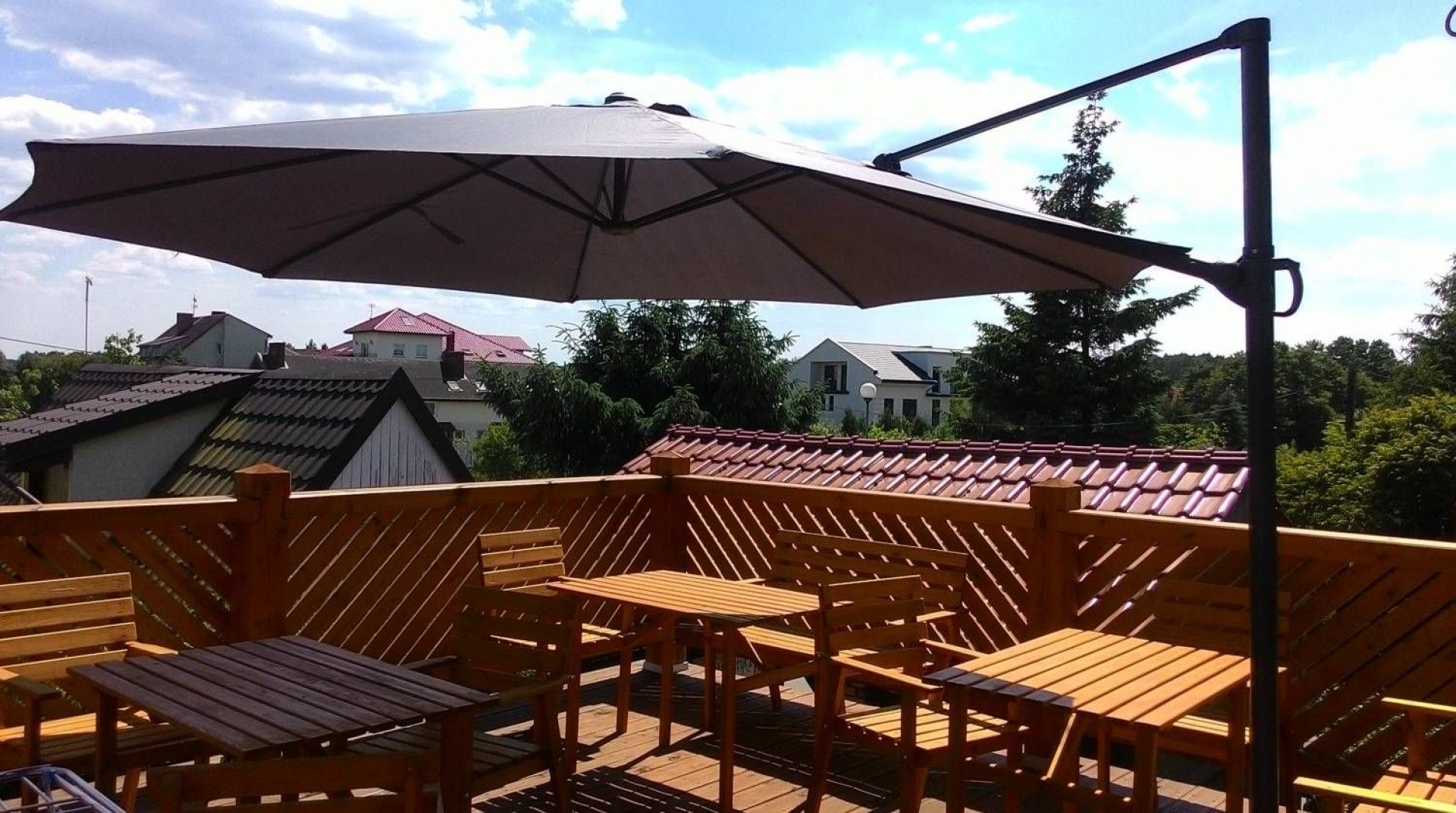 Pokoje Gościnne POD DĘBAMI