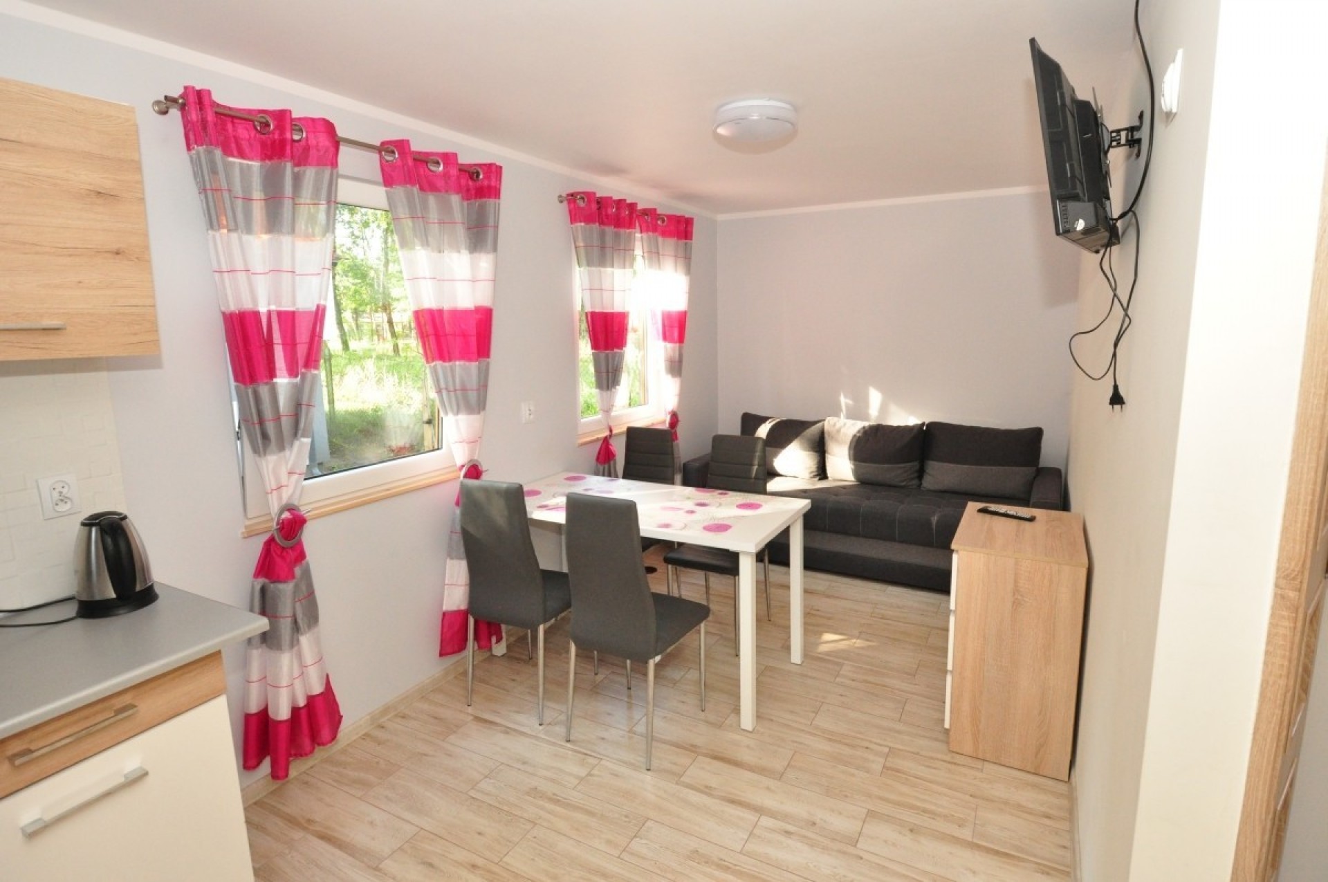 Domek 2-pokojowy całoroczny