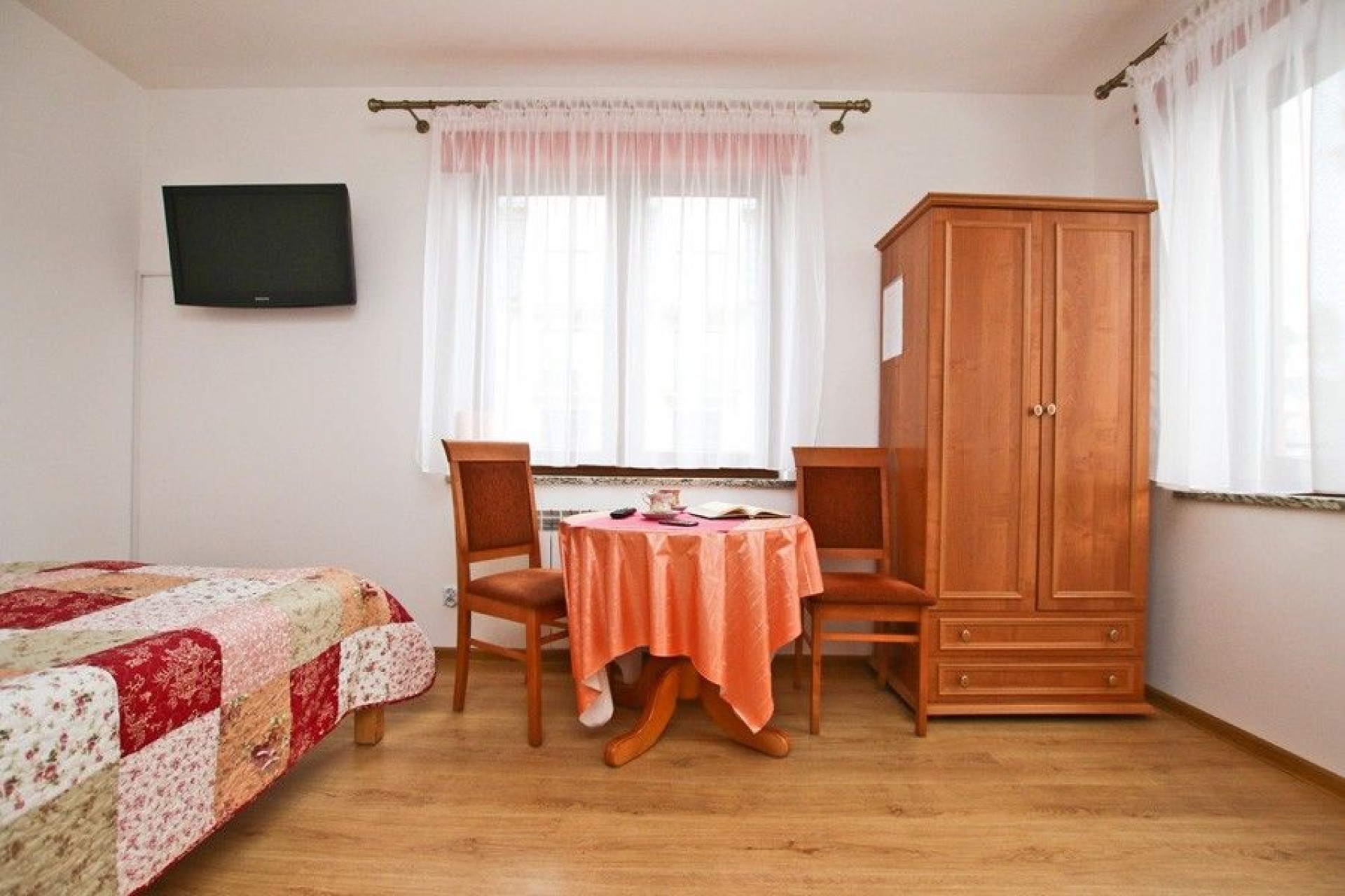 Pokoje Gościnne TOMASZ