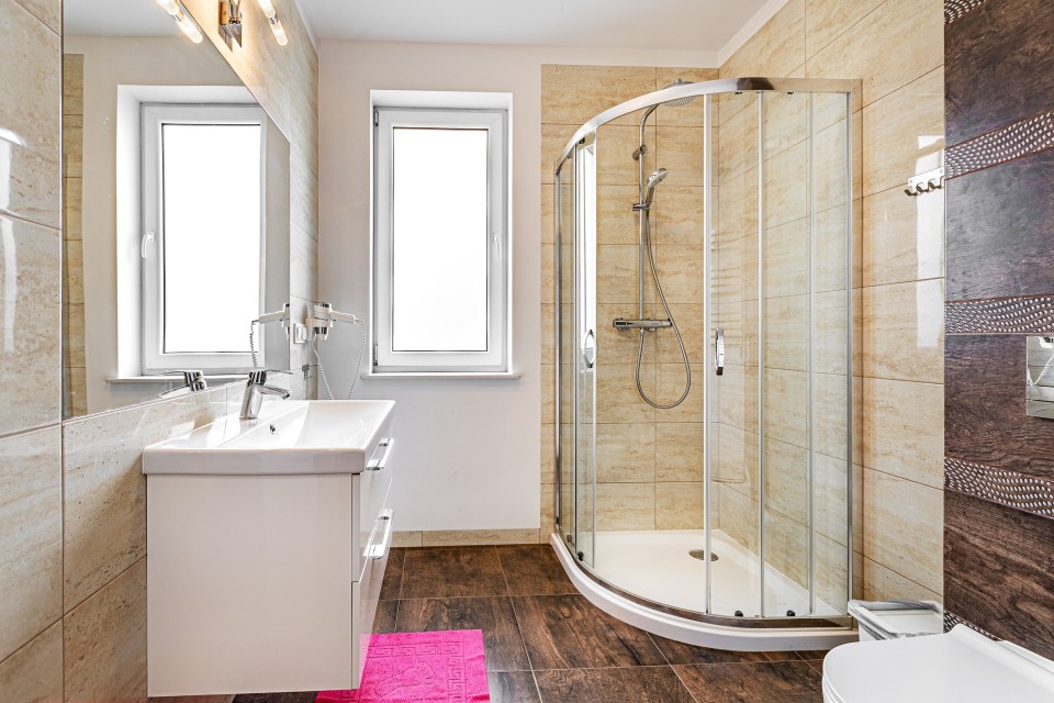 Apartament 6 os.