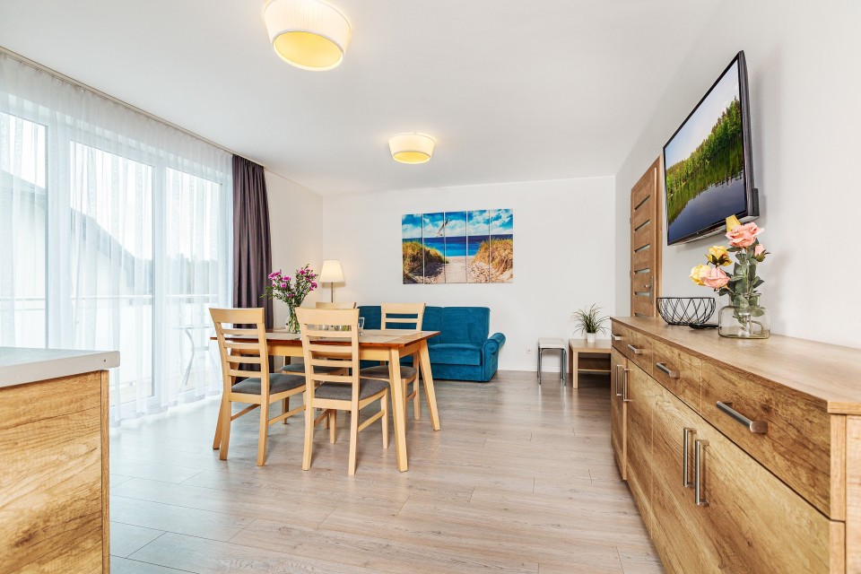 Apartament 6 os.