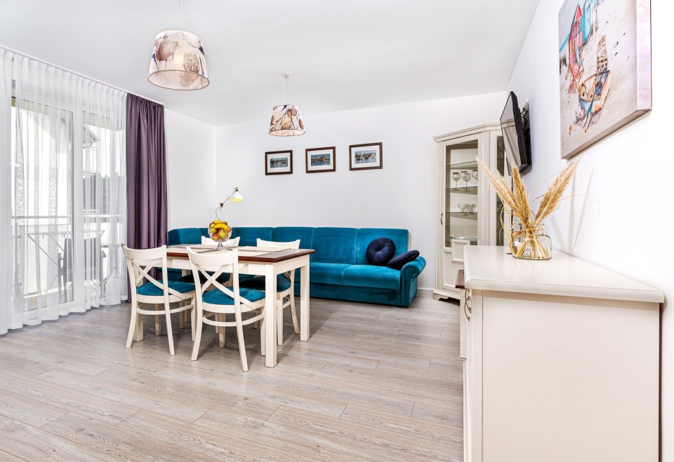 Apartament 4os.**