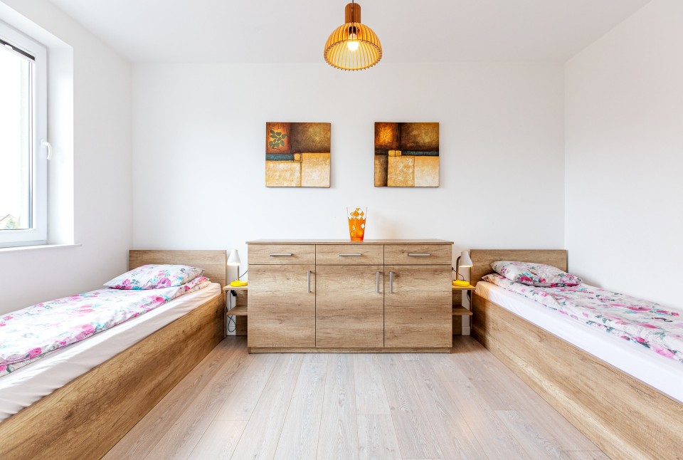 Apartament 6 os.