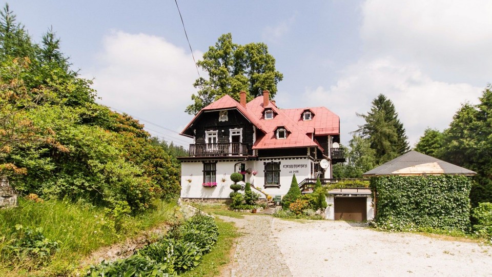 CICHY DWOREK