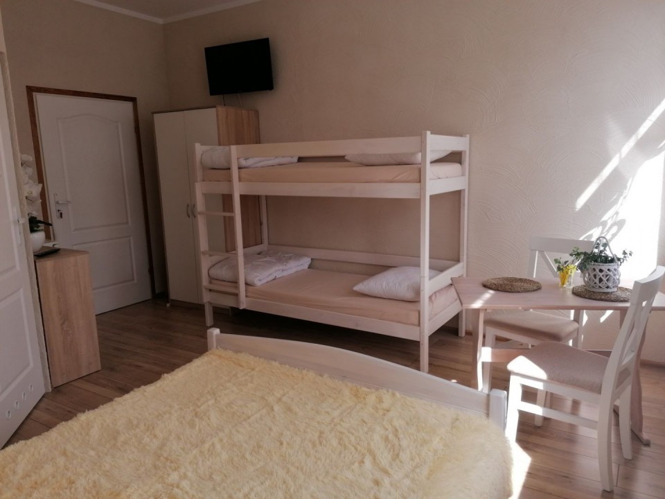 Pokoje Gościnne PEPI