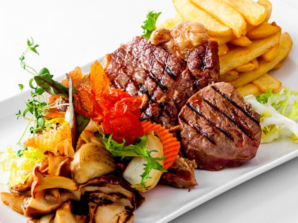 Restauracja w Hotelu Bornit