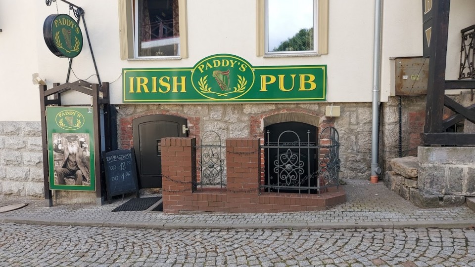 Paddys Irish Pub