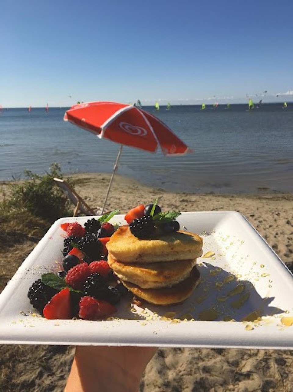 Cocktail Bar Wave Art