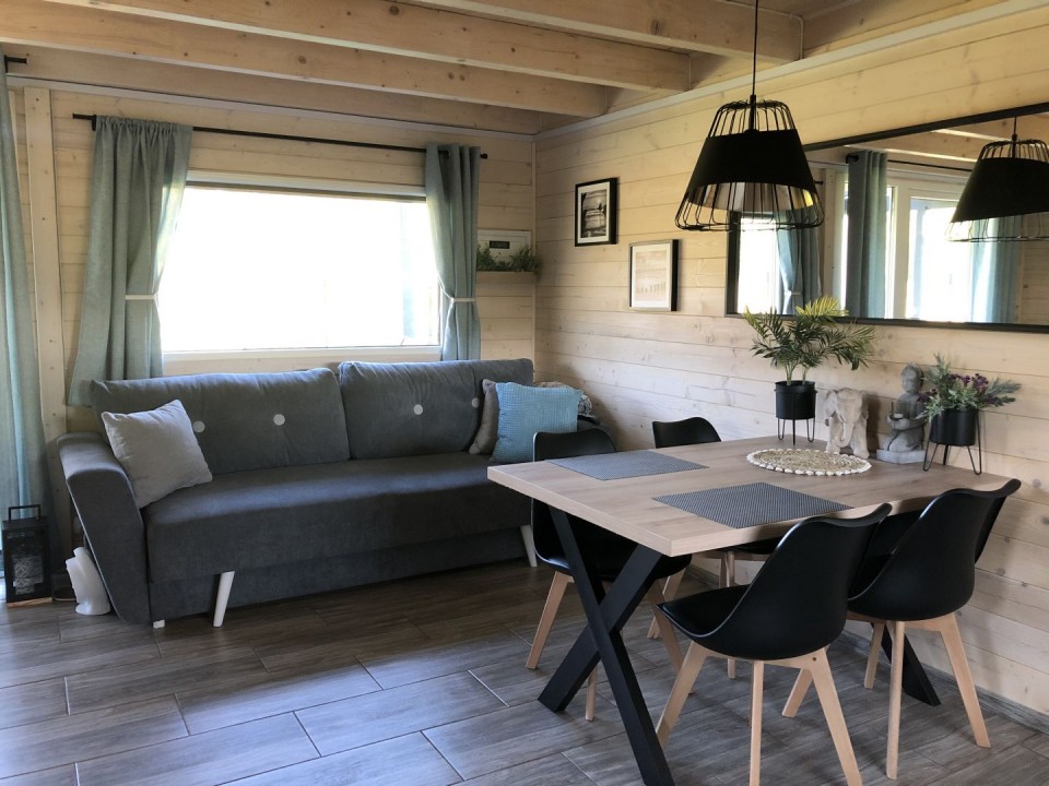 DOMKI I APARTAMENT LIZA