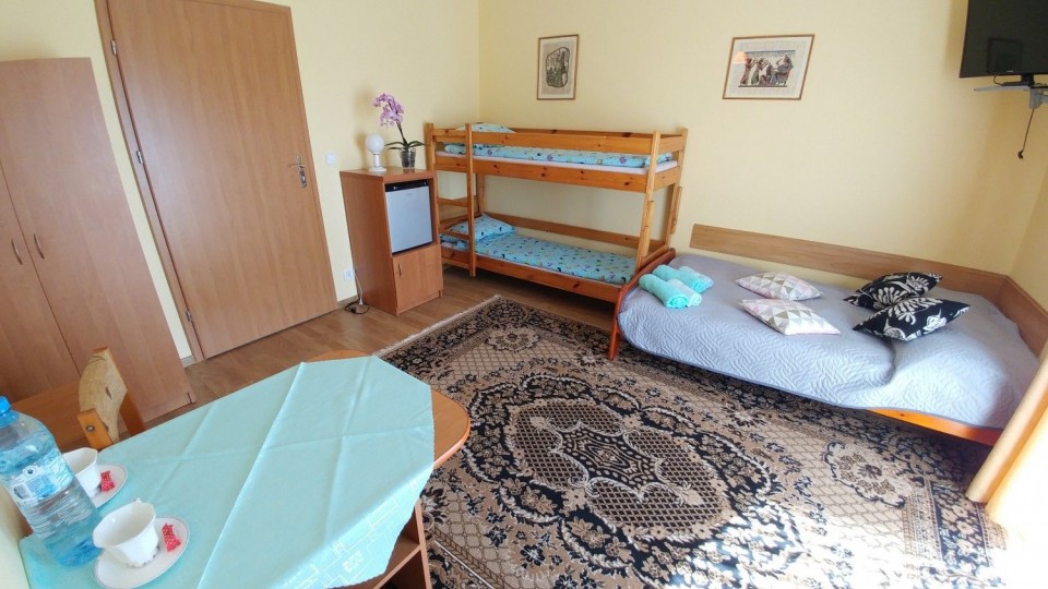 Pokoje Gościnne ATENA