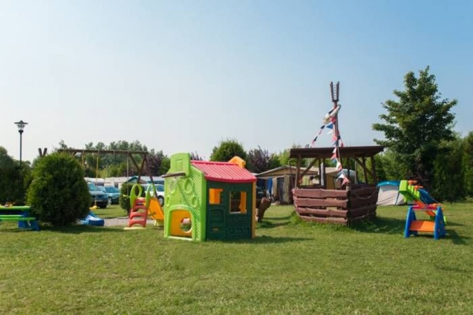 Pokoje i Domki BIAŁA PLAŻA