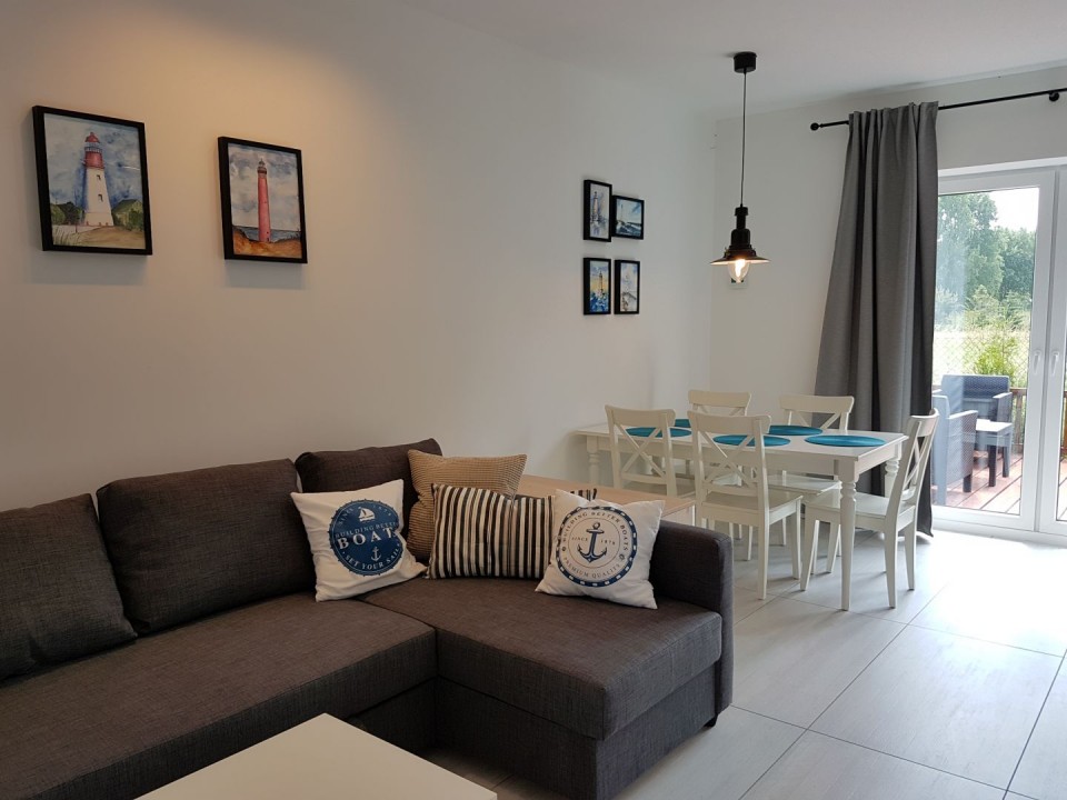 Pokoje i Apartamenty JASKÓŁKA