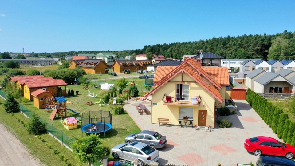 Pokoje i Domki MILKA