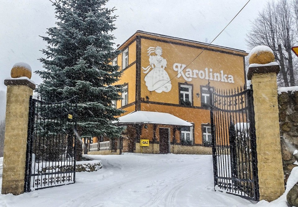 Ferie Zimowe - Ośrodek Kolonijno-Wczasowy KAROLINKA