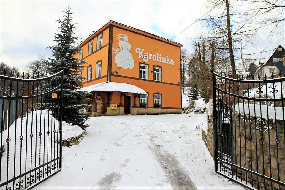 Ośrodek Kolonijno-Wczasowy KAROLINKA