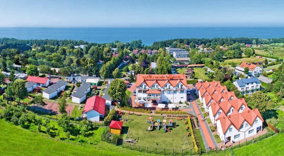 BURSZTYNOWE WZGÓRZE FAMILY RESORT