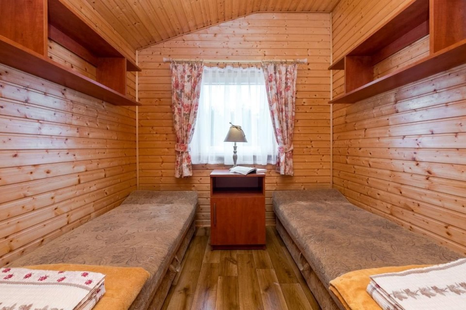 LEŚNA POLANA