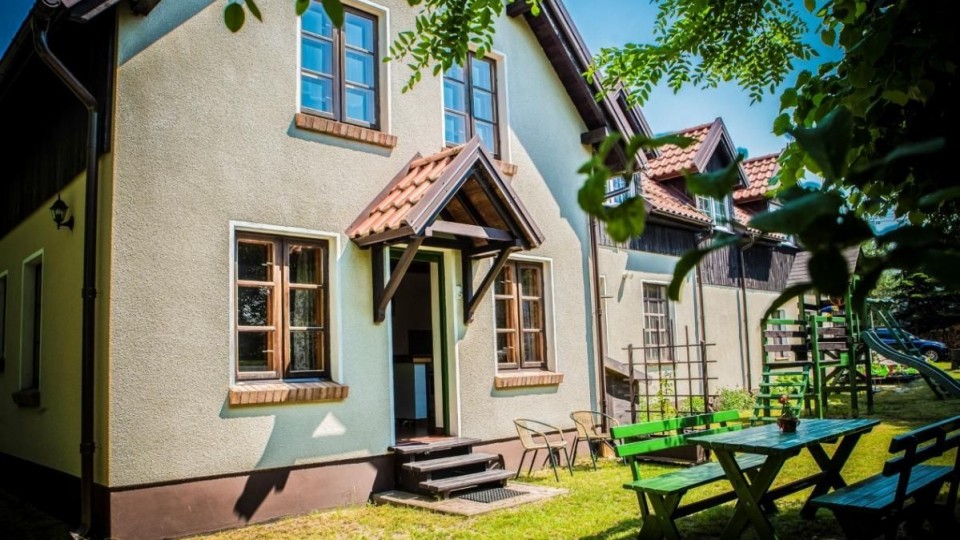 ZIELONY BURSZTYN