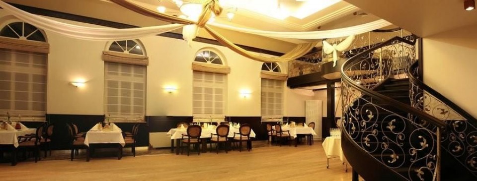 Hotel **** APOLLO