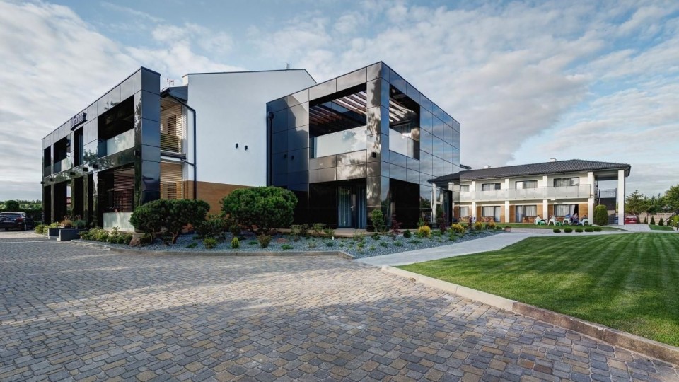 WIND HOTEL