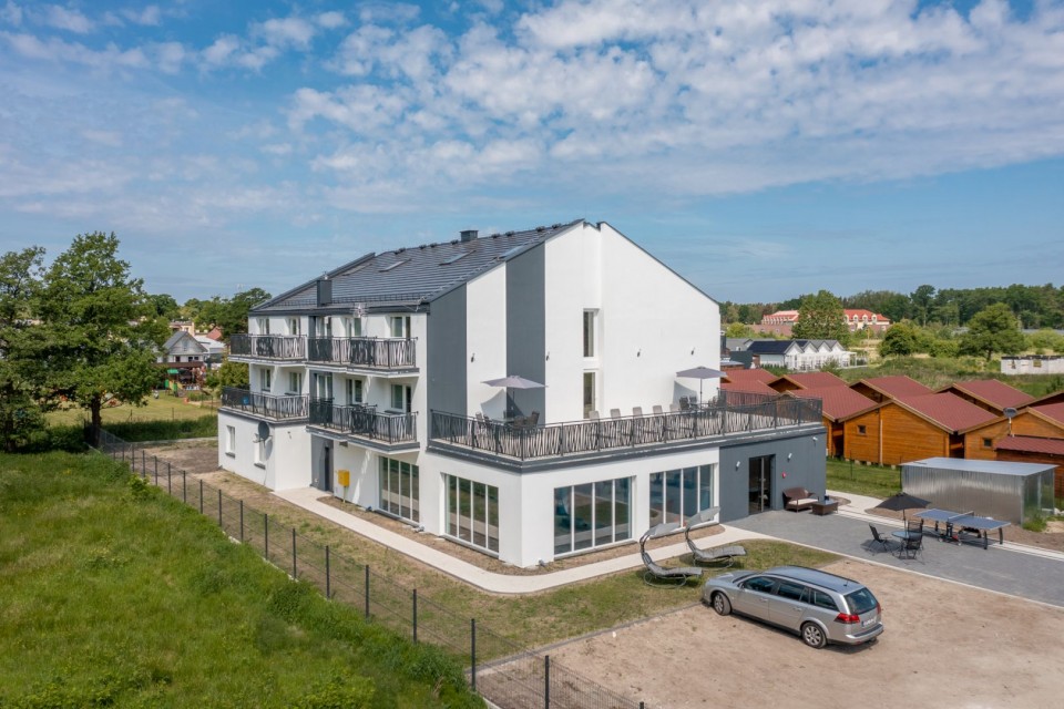 BŁĘKITNA FALA RESORT