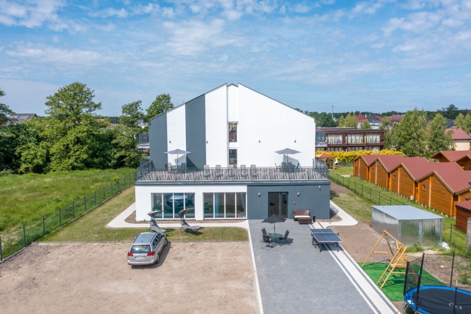 BŁĘKITNA FALA RESORT