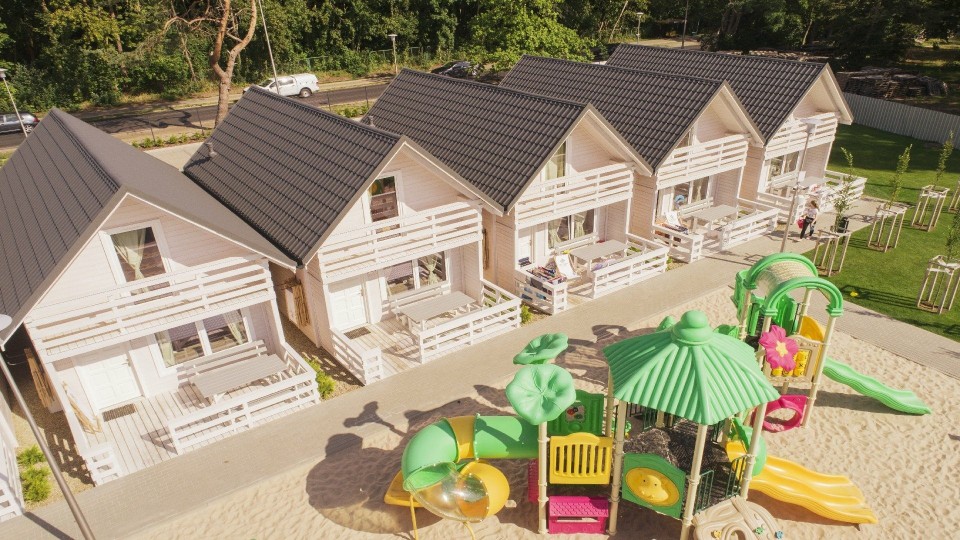 HOLIDAY PARK & RESORT