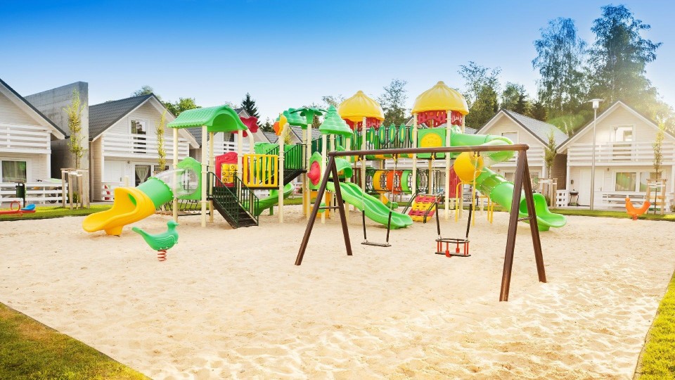HOLIDAY PARK & RESORT