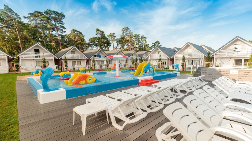 HOLIDAY PARK & RESORT