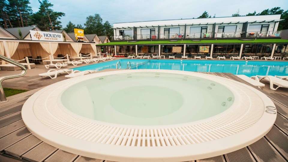 HOLIDAY PARK & RESORT