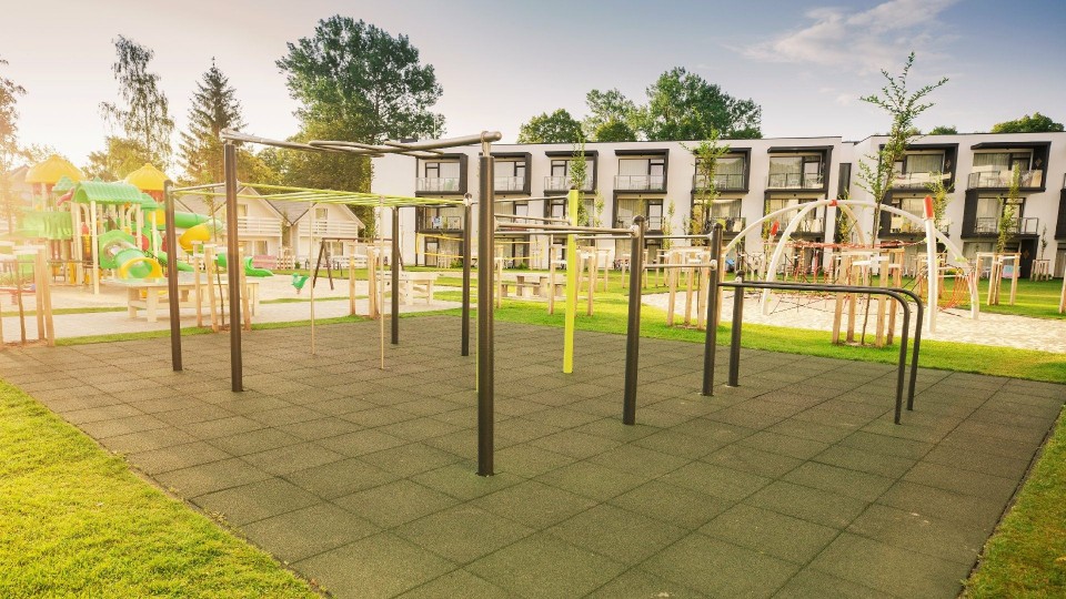 HOLIDAY PARK & RESORT