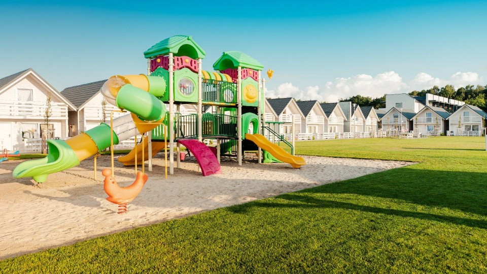 HOLIDAY PARK & RESORT
