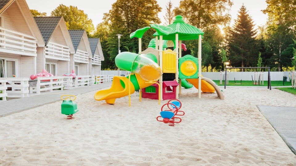 HOLIDAY PARK & RESORT