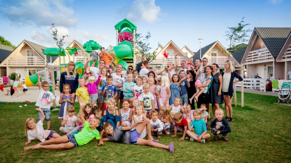 HOLIDAY PARK & RESORT