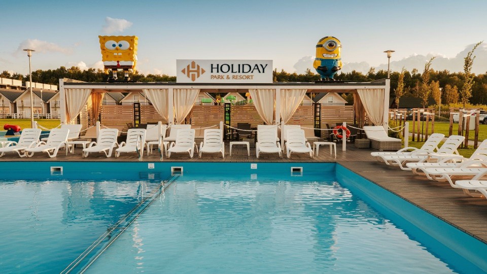 HOLIDAY PARK & RESORT