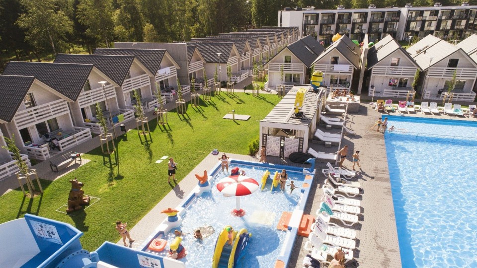 HOLIDAY PARK & RESORT