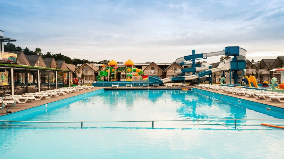 HOLIDAY PARK & RESORT