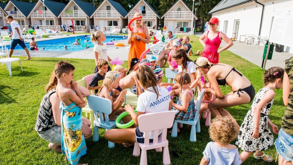 HOLIDAY PARK & RESORT