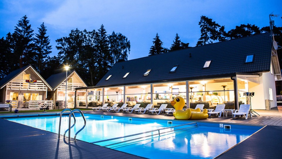 HOLIDAY PARK & RESORT