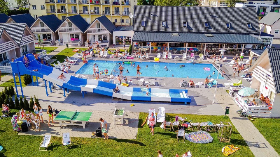 HOLIDAY PARK & RESORT