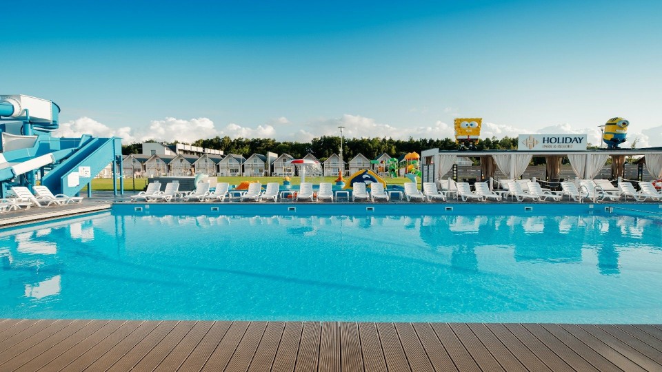HOLIDAY PARK & RESORT