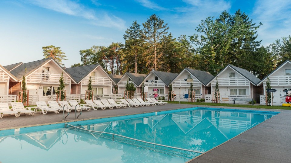 HOLIDAY PARK & RESORT