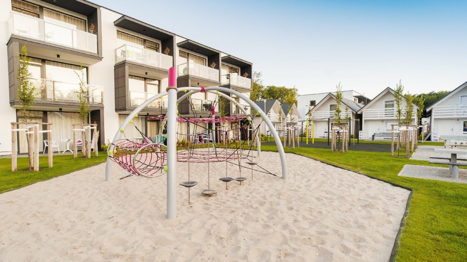HOLIDAY PARK & RESORT