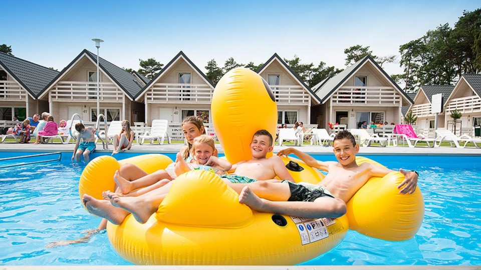 HOLIDAY PARK & RESORT