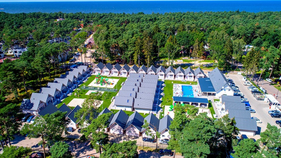 HOLIDAY PARK & RESORT