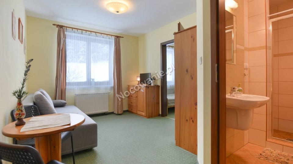 Apartamenti i Pokoje AVANTI