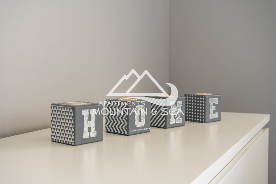 Apartament 16  